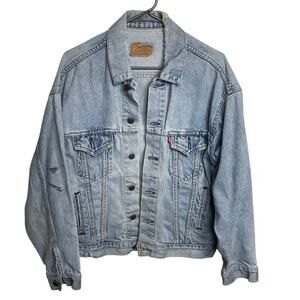 Vintage 90s Levi’s 70507 Distressed Denim Trucker Jacket - Light Wash -Size L/XL